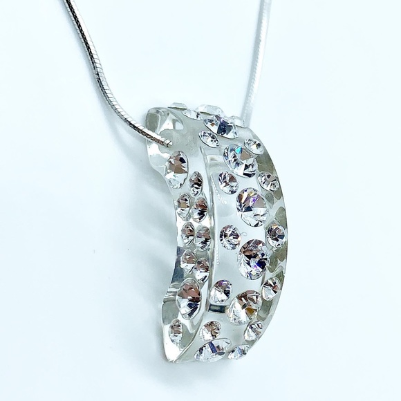 Acrylic Crystal Necklace Embellished With Genuine “Crystal Stone Elements” - Picture 7 of 14